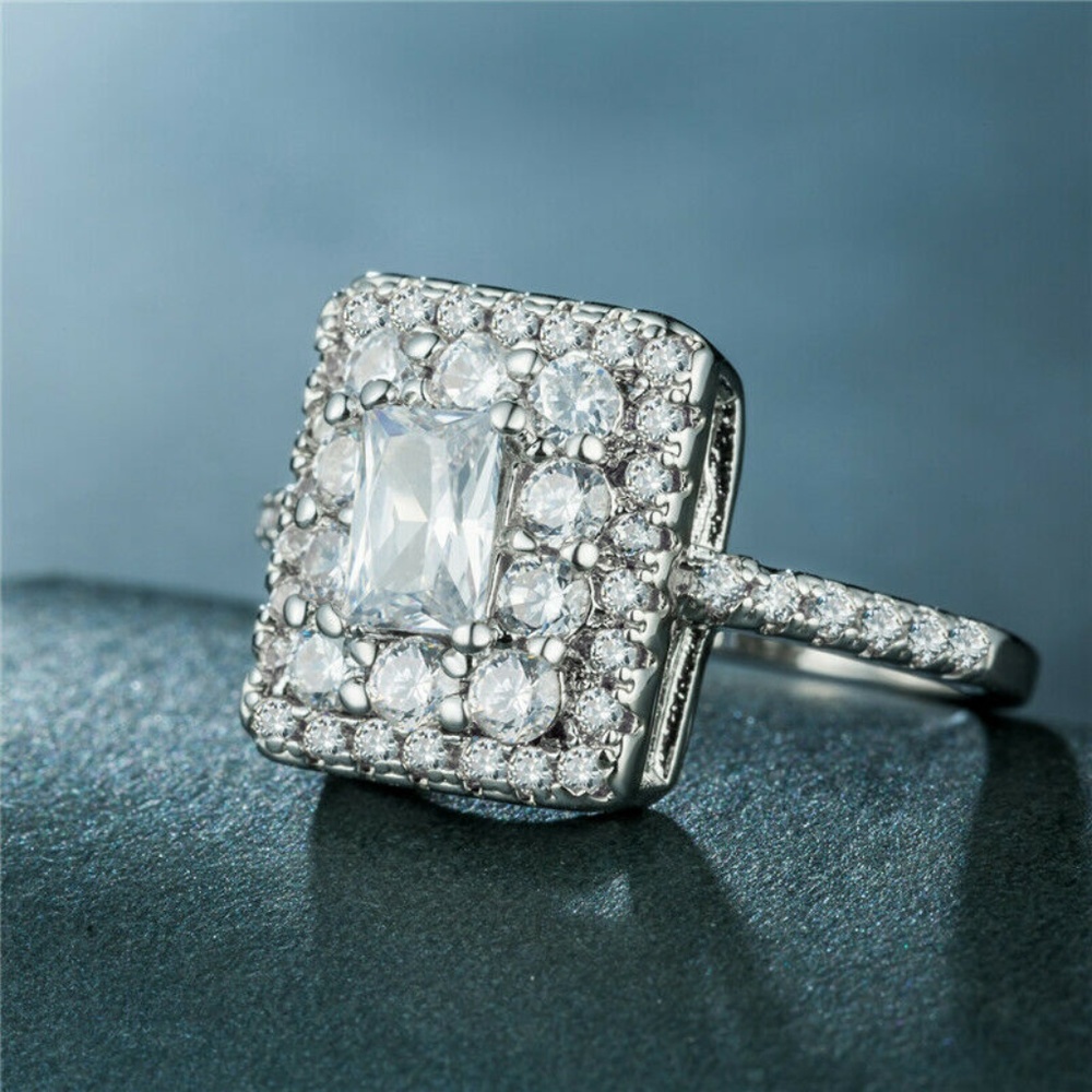 925 Silver Emerald Cut White Sapphire Ring New - Picture 2 of 4